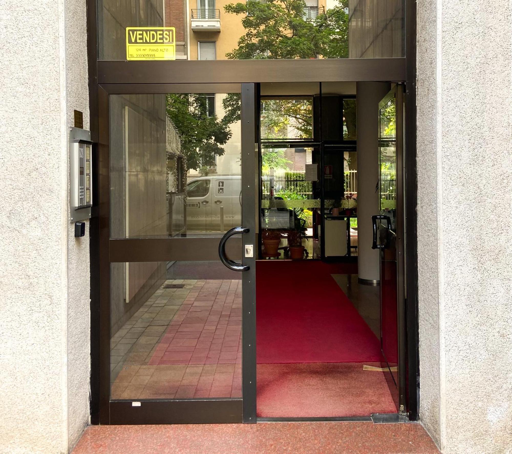 Casamia Battistotti Lägenhet Milano Exteriör bild